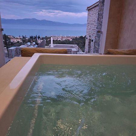 Mani Luxury Suites And Studios In Gytheio With Private Pools ภายนอก รูปภาพ