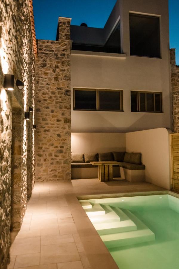 Mani Luxury Suites And Studios In Gytheio With Private Pools ภายนอก รูปภาพ