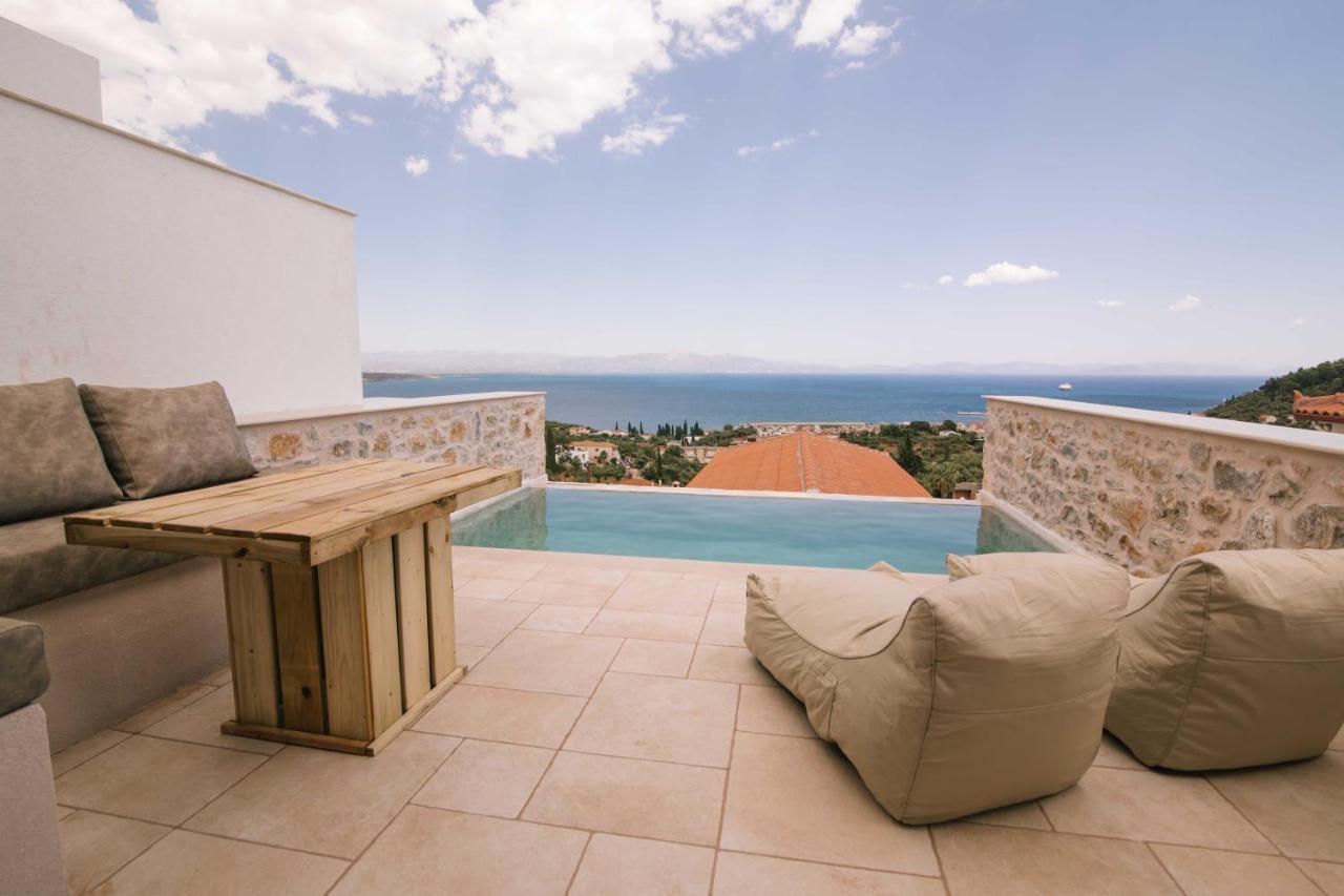 Mani Luxury Suites And Studios In Gytheio With Private Pools ภายนอก รูปภาพ