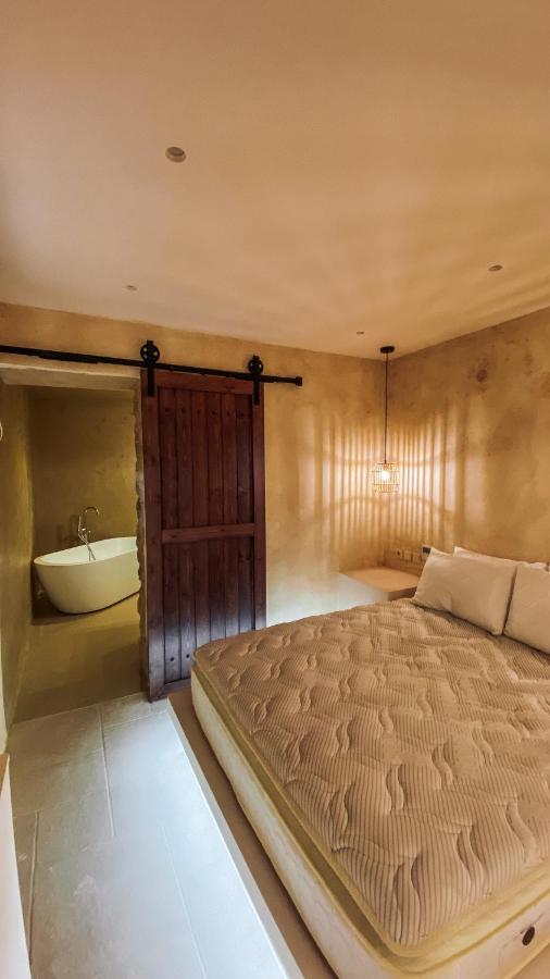 Mani Luxury Suites And Studios In Gytheio With Private Pools ภายนอก รูปภาพ